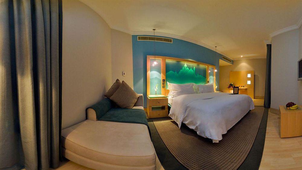 Le Royal Tower Hotel Kuwait City Exterior foto