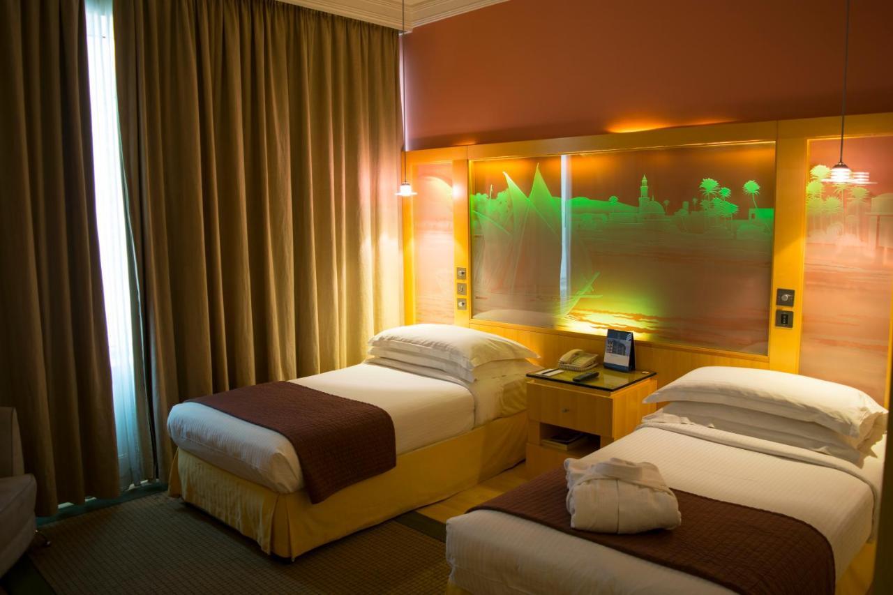 Le Royal Tower Hotel Kuwait City Exterior foto